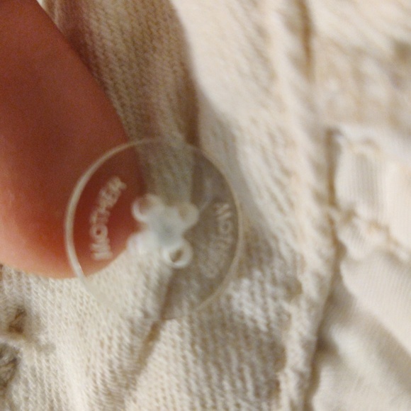 MOTHER. Women's White Frayed Hem Pants - Picture 16 of 16